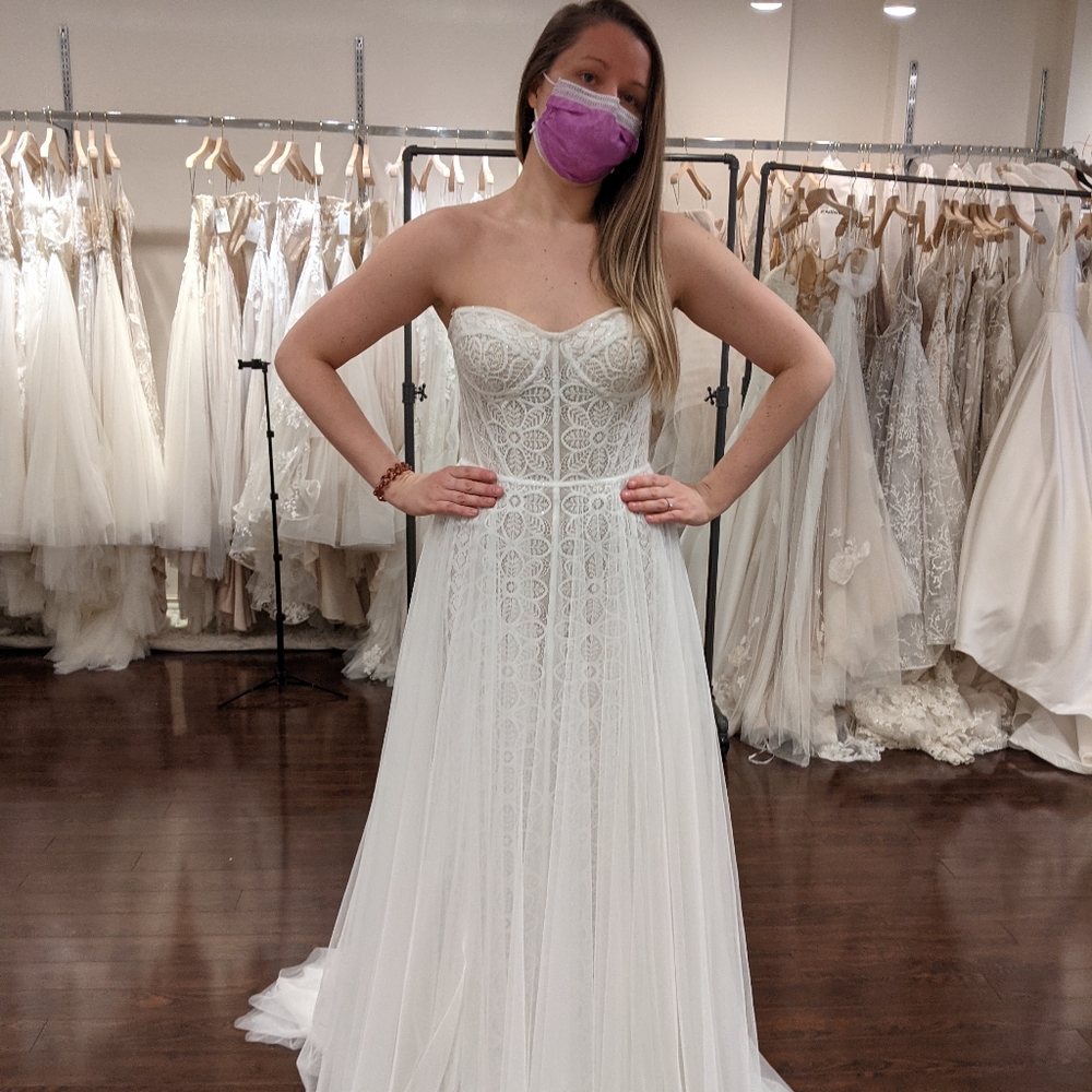 Wedding dress